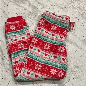 Soft fuzzy fleece winter pajama pants joggers S festive holiday warmth red green
